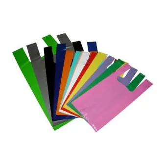 Sacolas plásticas em cores sortidas